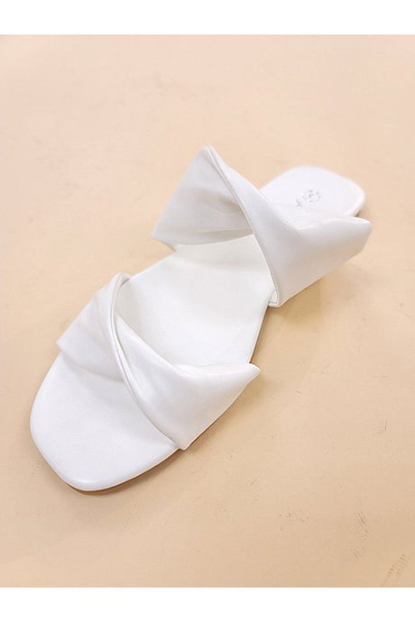 Lara Sandals-White