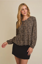 Liz Leopard Top