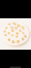 Assorted Flower Stud Set