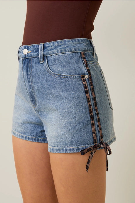 Lyra Leopard Shorts