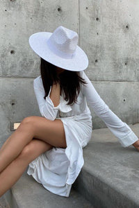 Tara Hat-White