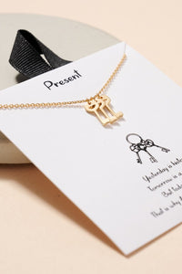 Present Necklace
