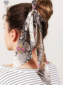 FINAL SALE Sienna Scrunchie