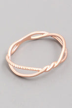 Twist Ring